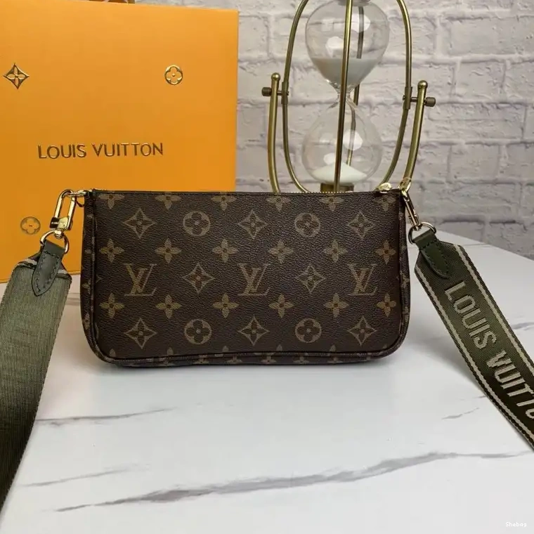 Bags 19B5710005 LV 0717